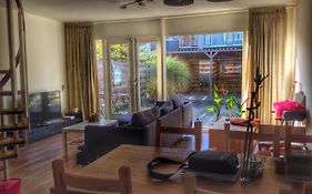 Cozy Dutchie House Near Utrecht Vakantiehuis